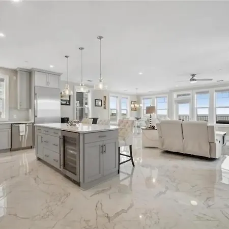 Breathtaking Waterfront Views Virginia Beach
